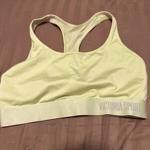 Victoria's Secret Sports Bra Size M